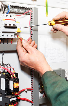 Commercial electrician in Cambridge - DS Electrical